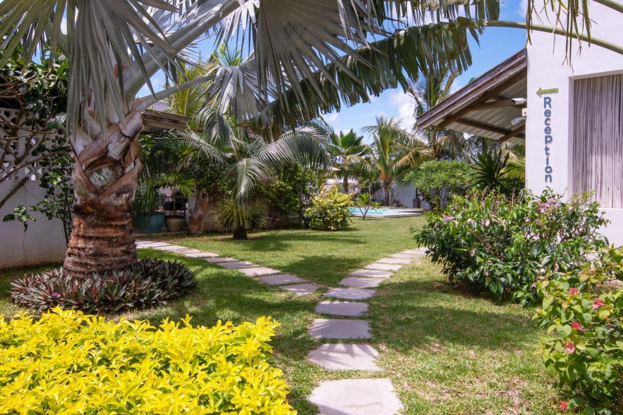 Le Mandala Moris Guesthouse Pointe Aux Canonniers Гранд-Бэй Экстерьер фото