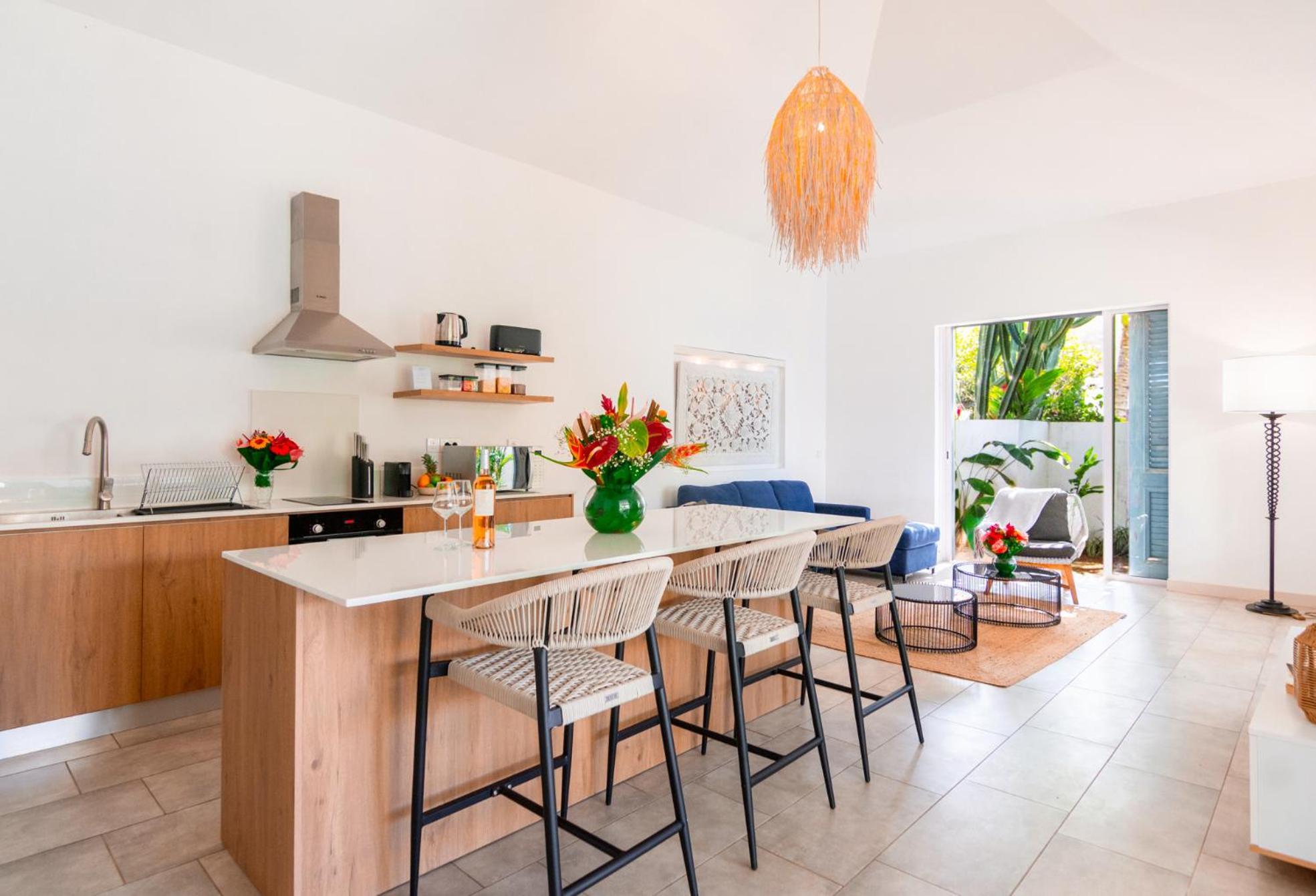 Le Mandala Moris Guesthouse Pointe Aux Canonniers Гранд-Бэй Экстерьер фото